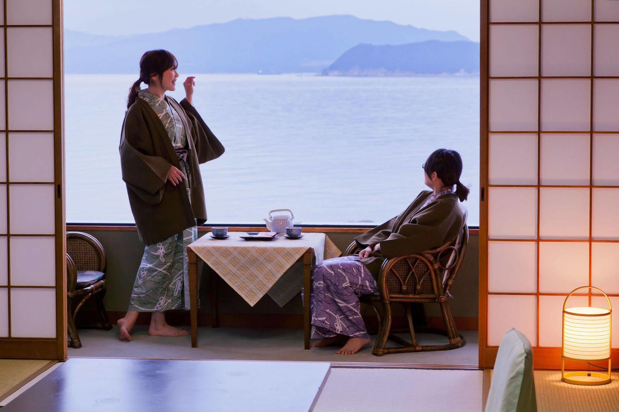 和歌山加太温泉　加太海月（前东屋五郎海滨酒店） 外观 照片